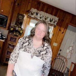 Meet your Posher, Nancy